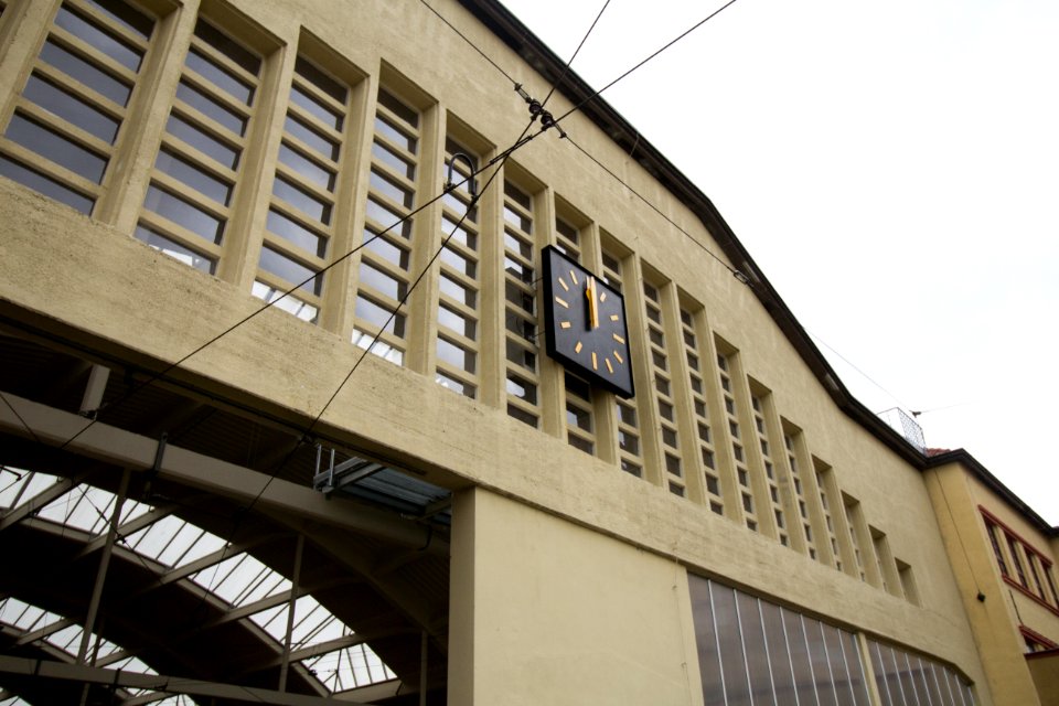 Uhr Betriebshof Waltherstraße Dresden (2)