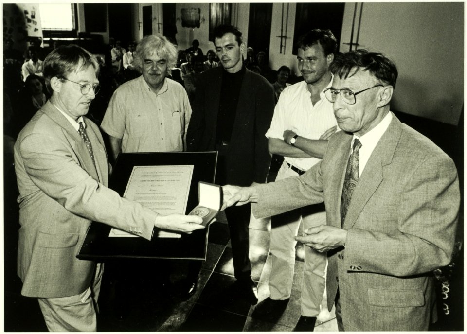 Uitreiking grafische prijs Haarlem 1992, NL-HlmNHA 5400464890
