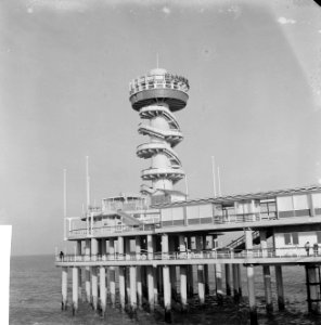Uitkijktoren op Scheveningse Pier bijna klaar, Bestanddeelnr 913-4188