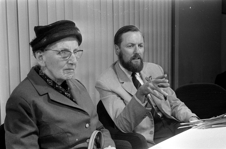 Uitgewezen journalist Frans van Hasselt terug uit Griekenland, Frans van Hassel…, Bestanddeelnr 920-3126
