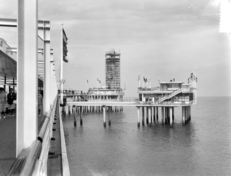 Uitkijktoren Scheveningse Pier bijna klaar, Bestanddeelnr 912-9859