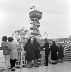 Uitkijktoren Scheveningen geopend, Bestanddeelnr 913-7841