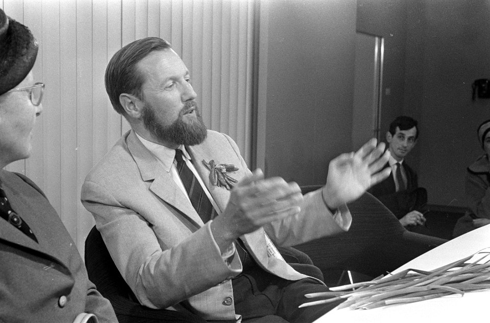 Uitgewezen journalist Frans van Hasselt terug uit Griekenland, Bestanddeelnr 920-3128