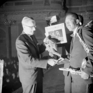 Uitreiking Edison aan John Coltrane in Concertgebouw, Bestanddeelnr 913-2046