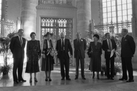 Uitreiking Erasmusprijs aan Tsjechische toneelschrijver en essayist Václav Havel, Bestanddeelnr 933-8143