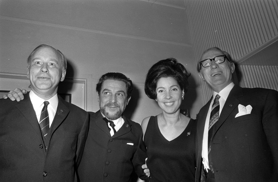Uitreiking Gouden Harpen te Amsterdam, Carlton aan v.l.n.r. Michel van der Plas,, Bestanddeelnr 921-8670