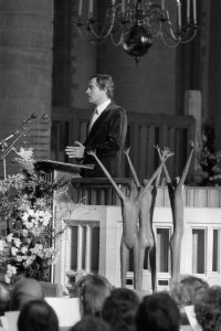 Uitreiking Erasmusprijs aan Tsjechische toneelschrijver en essayist Václav Havel, Bestanddeelnr 933-8136
