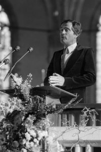 Uitreiking Erasmusprijs aan Tsjechische toneelschrijver en essayist Václav Havel, Bestanddeelnr 933-8140