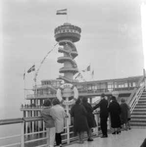 Uitkijktoren Scheveningen geopend, Bestanddeelnr 913-7843