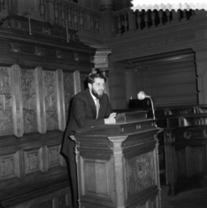 Uitreiking Reina Prinsen Geerligsprijs, toespraak van de prijswinnaar A.P. van H, Bestanddeelnr 911-8157