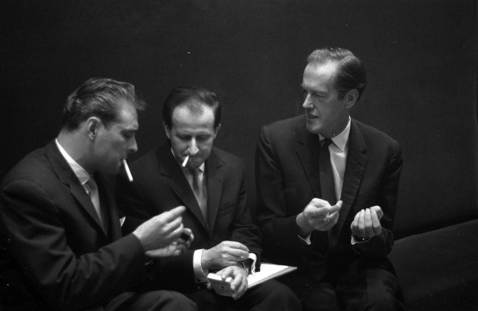 Uitreiking televisieprijs van Prins Bernhardfonds aan Milo Anstadt, v.l.n.r. Pie, Bestanddeelnr 911-6537