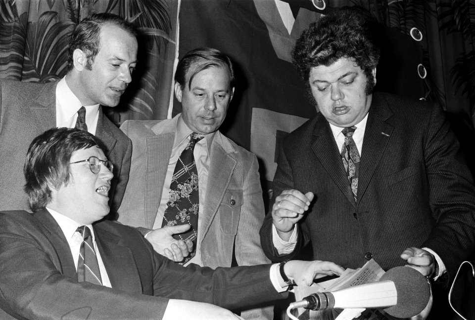 Uitslag gemeenteraadsverkiezingen in Amsterdam, Wiegel (l en Vonhoff (r) (VVD), Bestanddeelnr 927-2215
