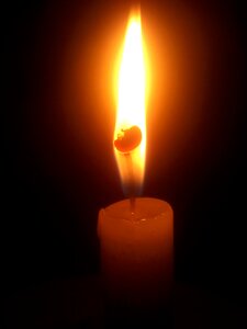 Light candel pray