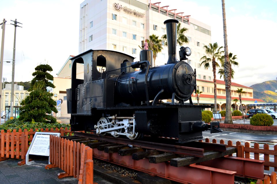 Uwajima Station, kikansha