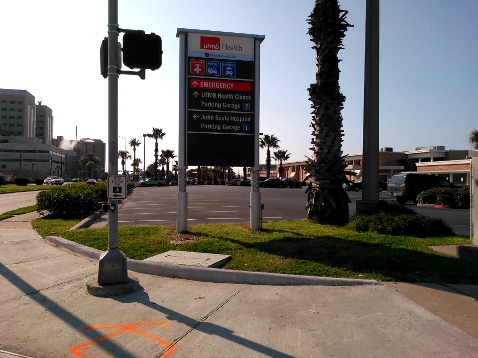 UTMBGalvestonsign