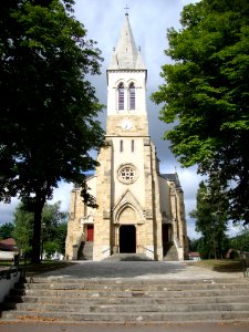 Ustaritz (Pyr-Atl., Fr) église Saint-Vincent-diacre, facade et tour
