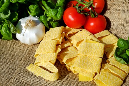 Raw food carbohydrates
