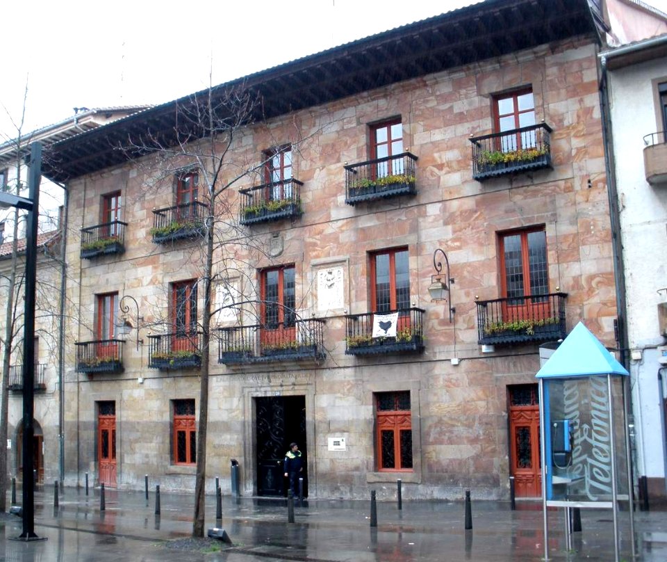 Urretxu - Plaza Iparraguirre, Palacio Ipañarrieta-Corral (Ayuntamiento) 1