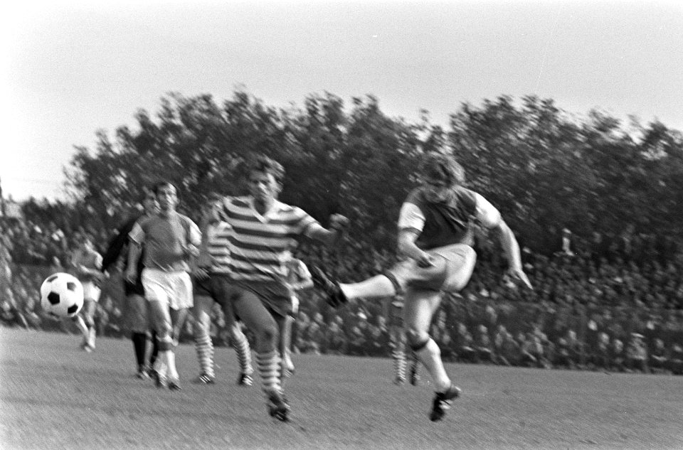 UT Arad tegen Feijenoord 0-0 in Europa Cup in Roemenie, Bestanddeelnr 923-8881