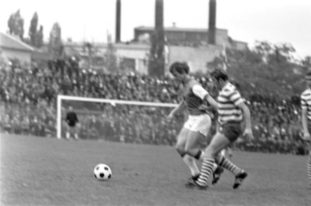 UT Arad tegen Feijenoord 0-0 in Europa Cup in Roemenie, Bestanddeelnr 923-8869