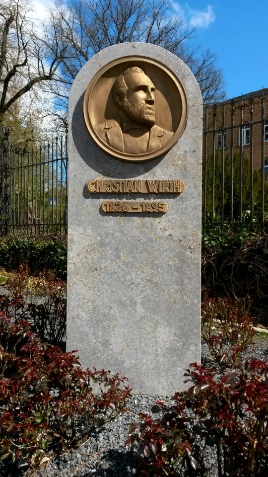 Usingen, Denkmal Christian Wirth