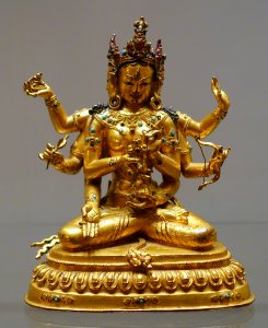 Usnisavijaya, Tibet, 18th century AD, gilt brass with inlaid precious stones - Ethnological Museum, Berlin - DSC01895