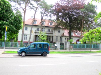Ustka, ul. Kopernika 5, zespół willowy (02)