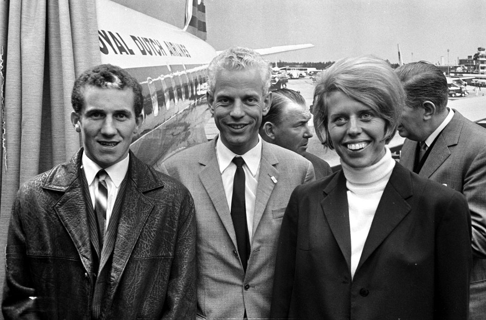 V.l.n.r. Rini Wagtmans (wielrennen) prof. P.A. Biersteker, Janny van Eyck Vos (…, Bestanddeelnr 919-7236