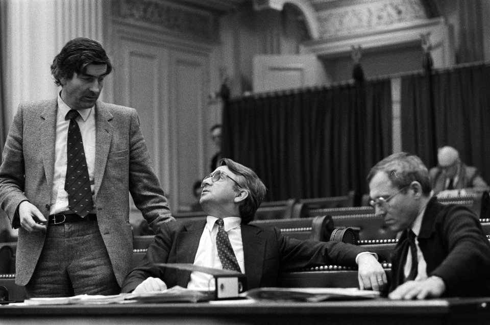 V.l.n.r. Ruud Lubbers, Jan Nico Scholten en Stef Dijkman tijdens de behandeling…, Bestanddeelnr 931-3166