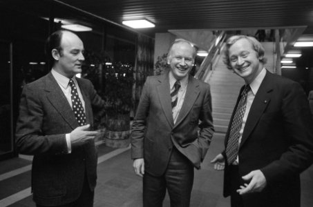 V.l.n.r. Aantjes, Kruisinga en Andriessen, Bestanddeelnr 926-8901