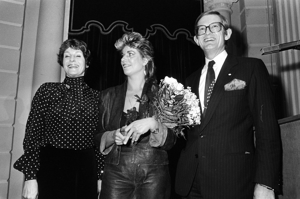 V.l.n.r. Mies Bouwman , Margriet Eshuis en mr. Pieter van Vollenhoven, Bestanddeelnr 932-3920