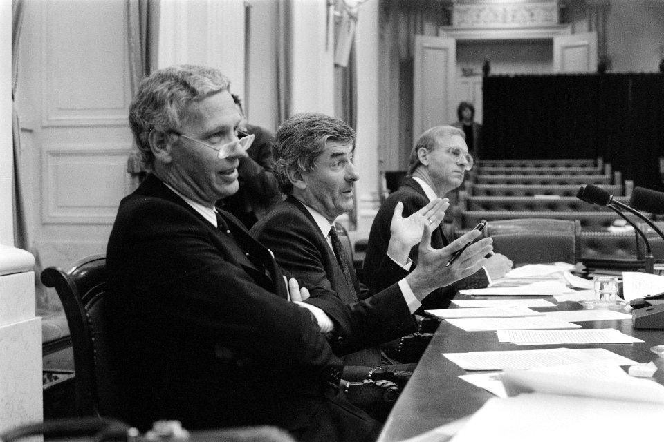 V.l.n.r. minister Van den Broek, premier Lubbers en minister Ruding, Bestanddeelnr 934-4764