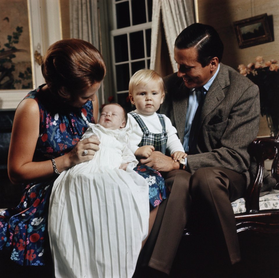 V.l.n.r. Prinses Beatrix , Prins Johan Friso , Prins Willem Alexander , Prins Cl, Bestanddeelnr 254-8222