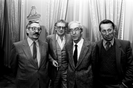 V.l.n.r Henk Barnard, Hugo Claus, Willem Brakman en Roland Jooris, Bestanddeelnr 930-5927
