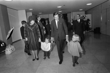 V.l.n.r. prinses Beatrix, prins Johan Friso, prins Claus, prins Willem-Alexande, Bestanddeelnr 923-4711