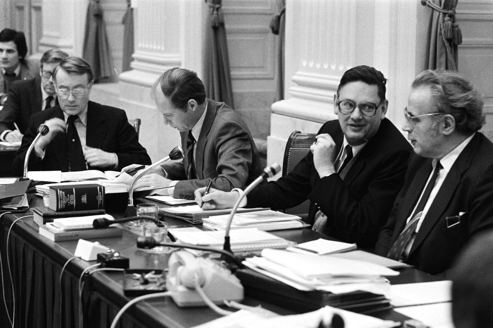 V.l.n.r. staatssecretaris Henk Koning, minister Pieter Beelaerts van Blokland, m, Bestanddeelnr 931-2836