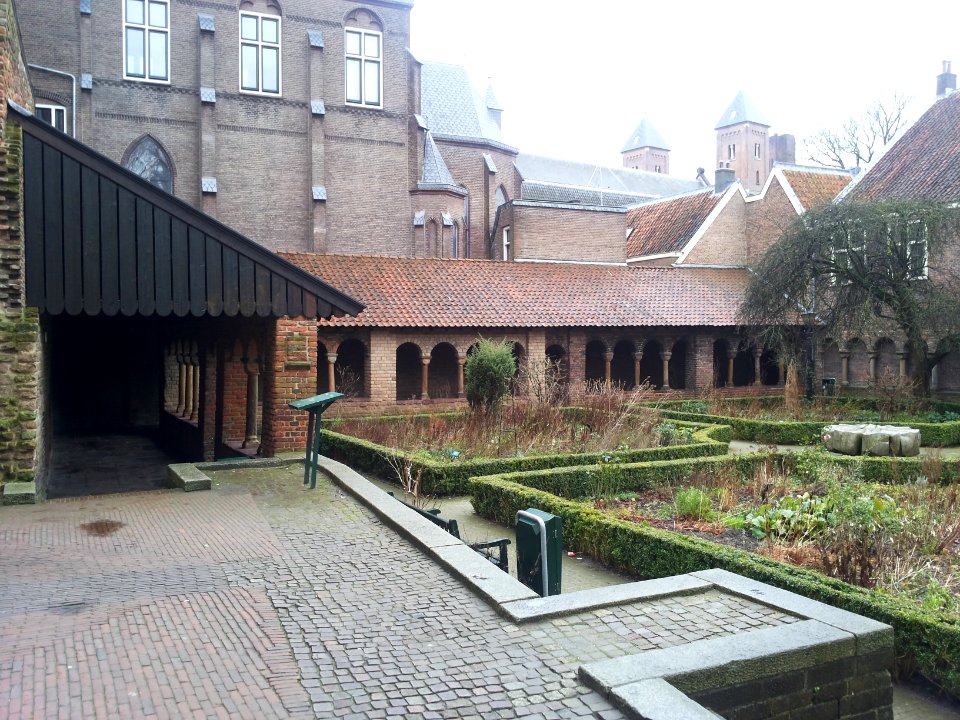 Utrecht-Pandhof Sinte Marie (2)