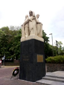Utrecht-Monument voor het gevallen spoorwegpersoneel (1)