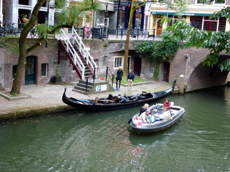 Utrecht Rijksmonument 356287 werfmuren, Oude Gracht (4)