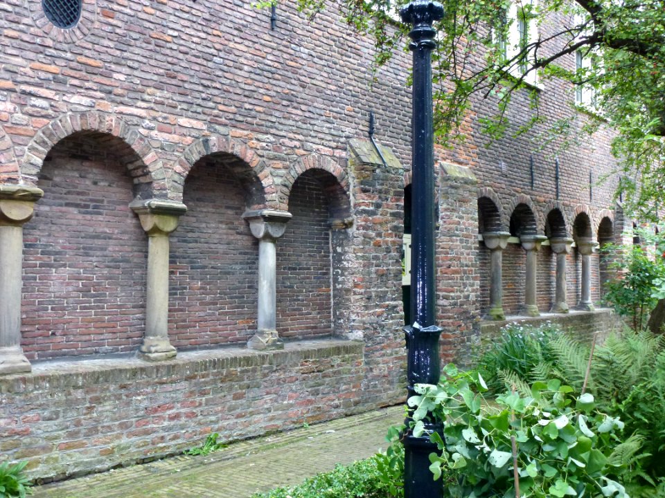 Utrecht Rijksmonument 36352 Mariakerk zuidelijke arm kruisgang muur doorlopend