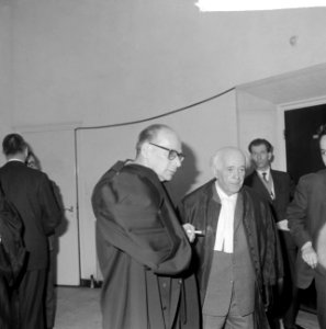 Utrecht. Eerste dag behandeling Baarnse moordzaak de drie verdedigers v.l.n.r. , Bestanddeelnr 914-9672