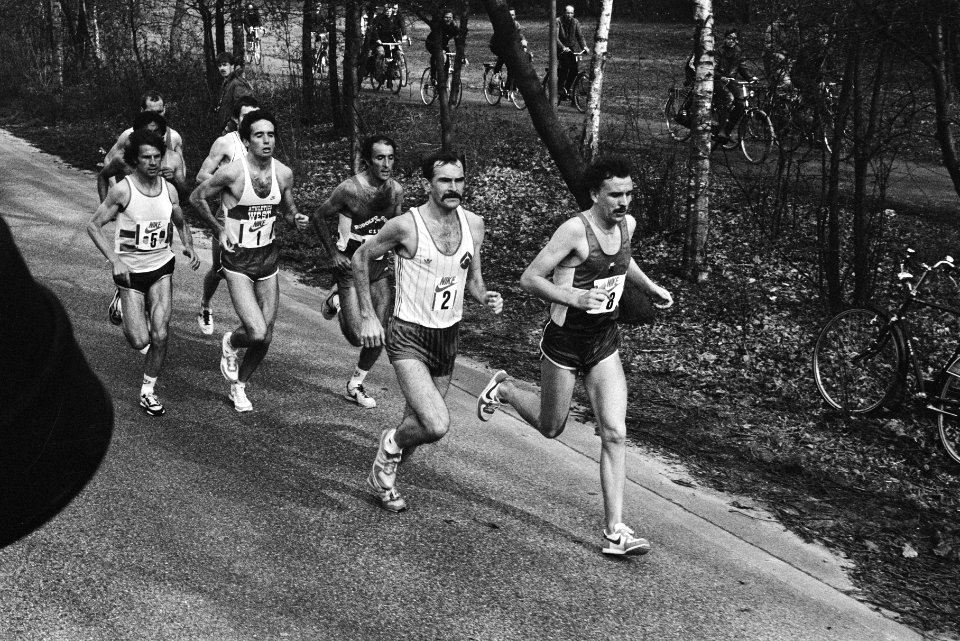 V.l.n.r. in de kopgroep Lopes, José Gómez, De Castella, Salazar en Rodolfo Gómez, Bestanddeelnr 932-5563