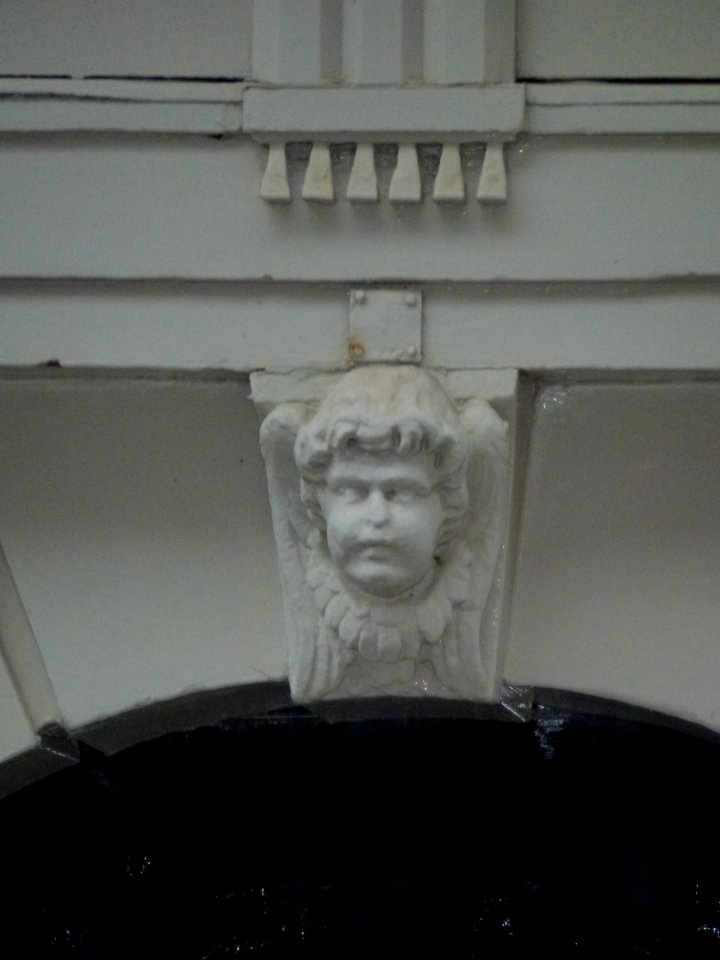 Utrecht Rijksmonument 18369 poortje bij Trans 10, detail