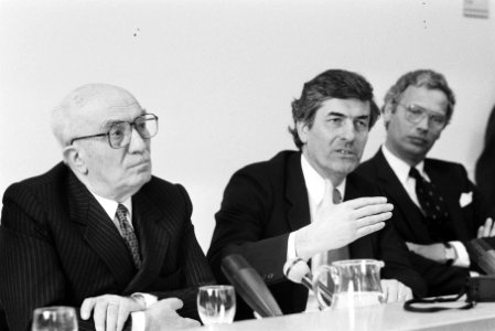 V.l.n.r. Fanfani, Lubbers en minister Van den Broek (Buitenlandse Zaken), Bestanddeelnr 932-5605