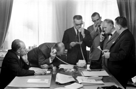 V.l.n.r. J.A. Bomans, Frederik Bos, Henk Hessel, Berger, Fred Schregardus en de , Bestanddeelnr 919-6550