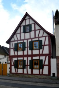 Unterliederbach, Liederbacher Straße 113