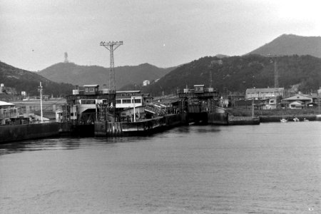 Uno station port 19880315