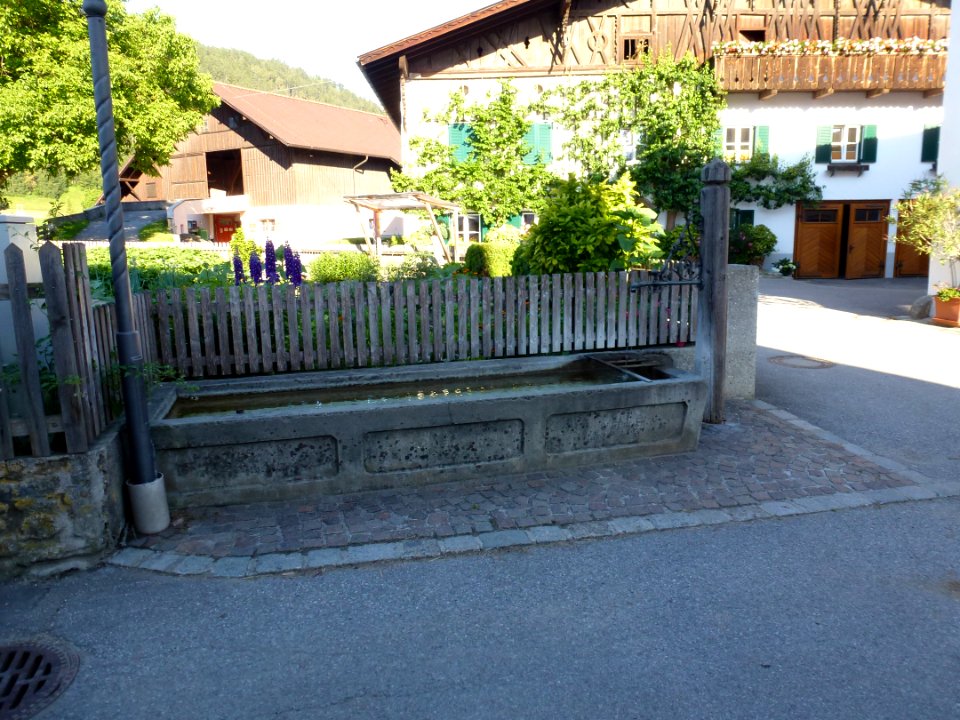 Unterperfuss-Brunnen