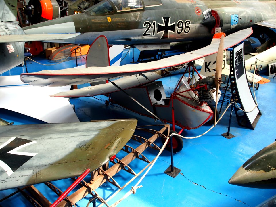 Unmarked Mignet HM.14 Pou-de-Ciel