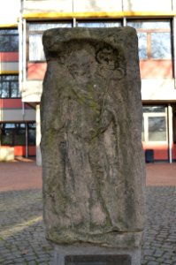 Unterliederbach, 4-Götterstein (1)
